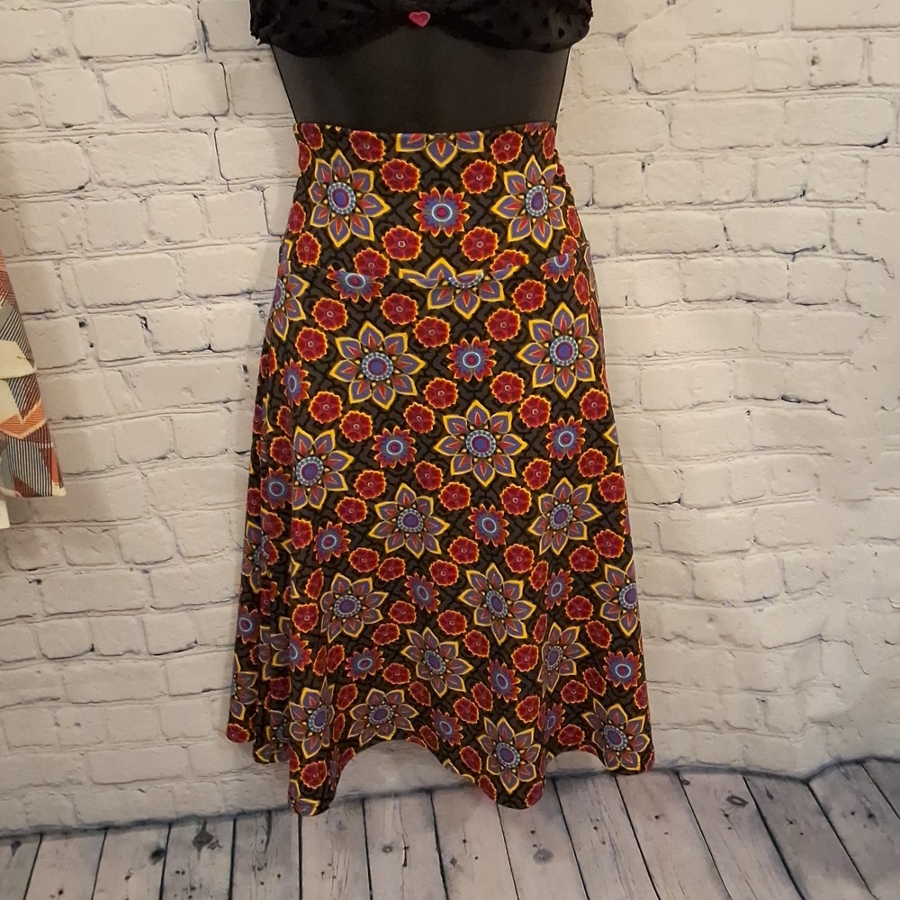 LULAROE NWT Size Small